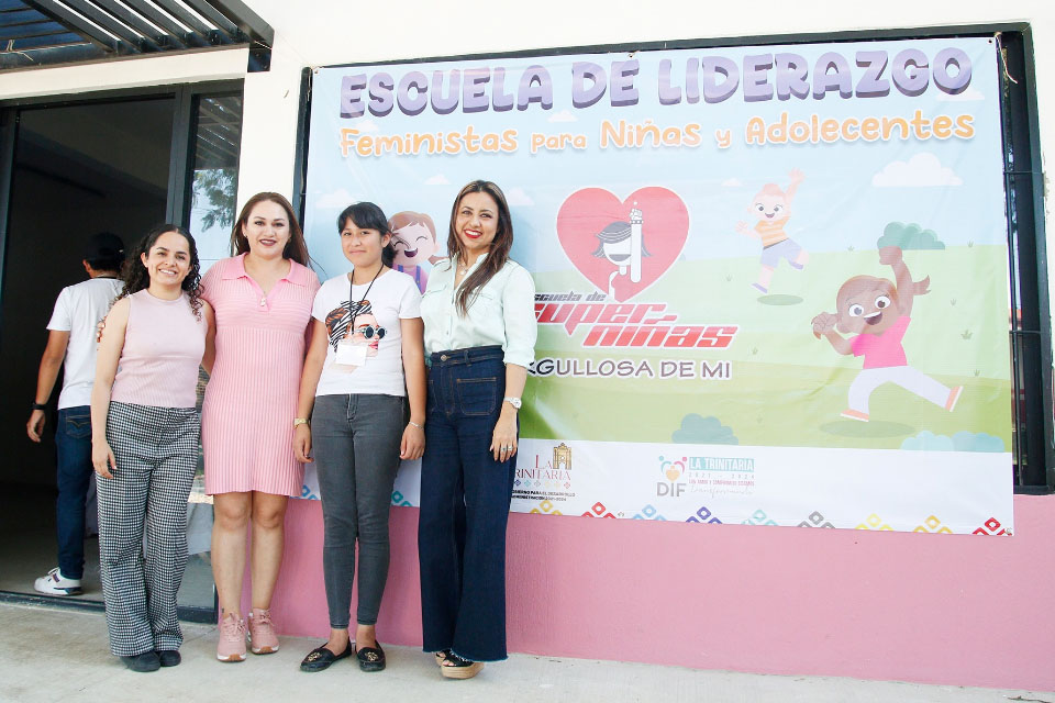 ESCUELA DE LIDERAZGOS “SUPER NIÑAS”